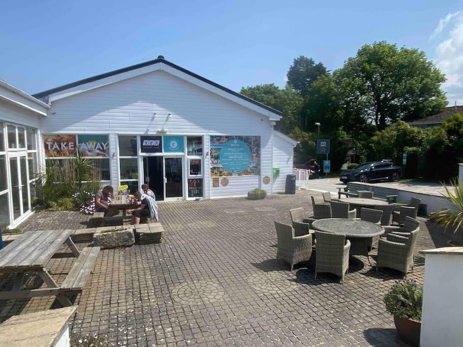 Surf'S Up! Perfect Base For Holidays Or Work In Cornwall St Columb Major Exterior photo